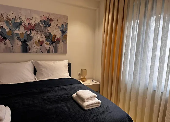 Super Center Apartment *